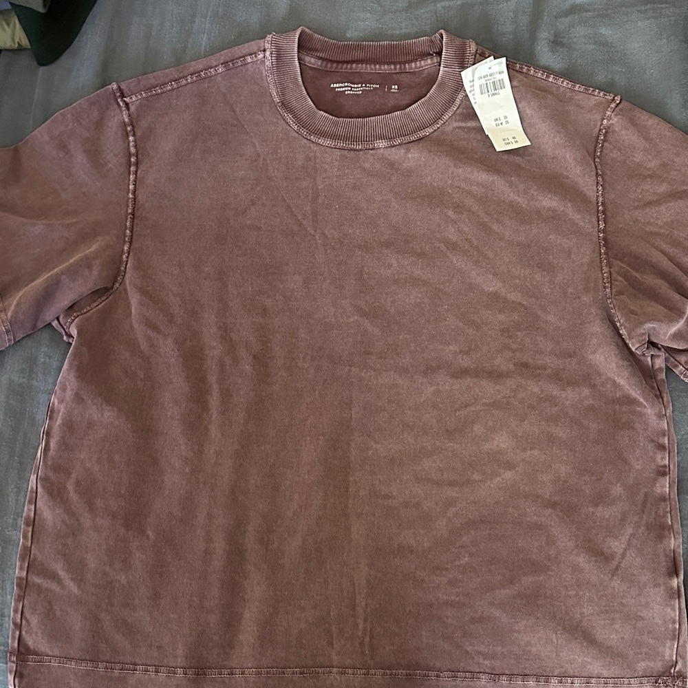 Abercrombie & Fitch cropped shirt